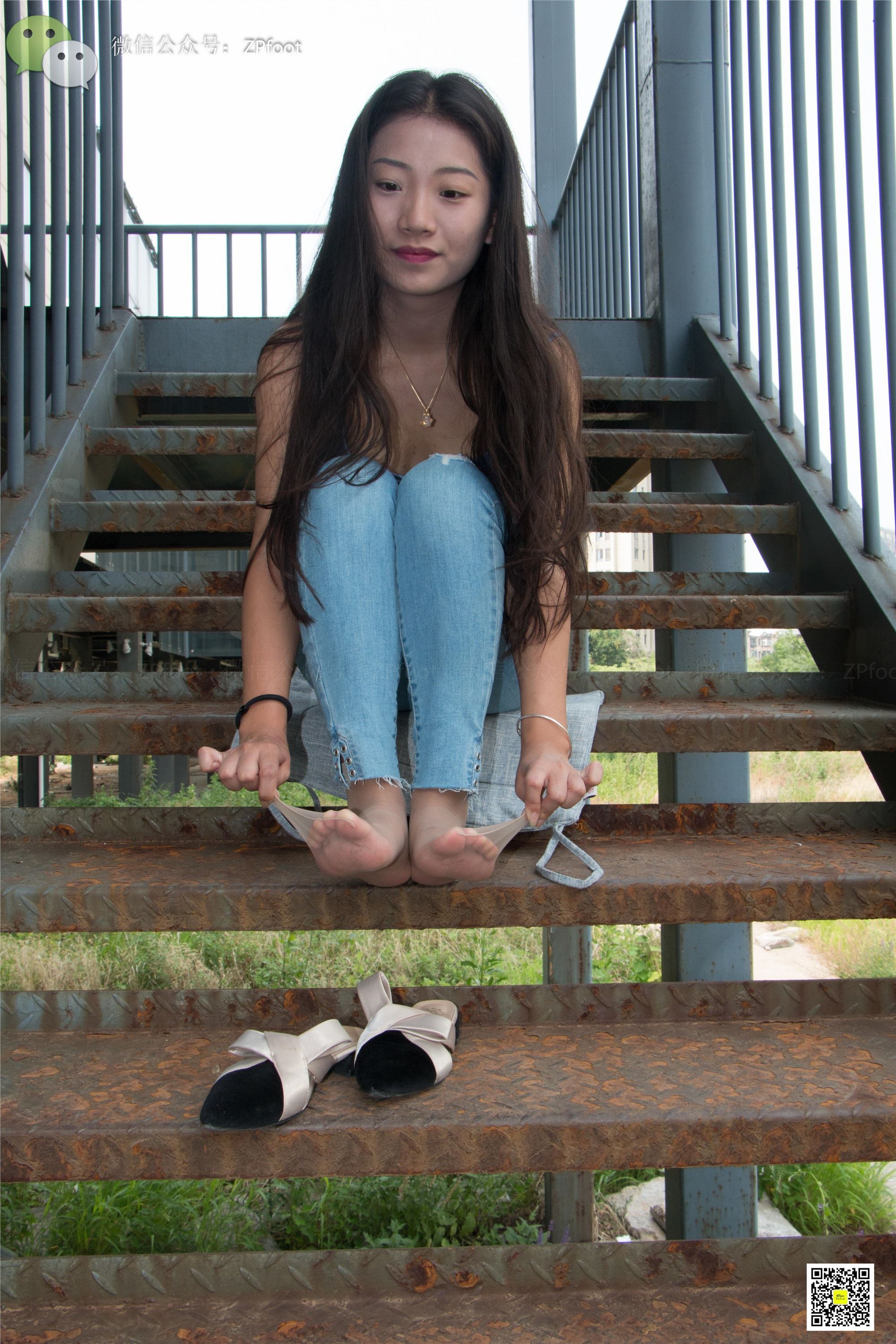 LSS山茶摄影 NO.010 芍药的短丝裸足